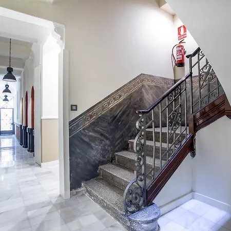 Ola Living Music Apartment *